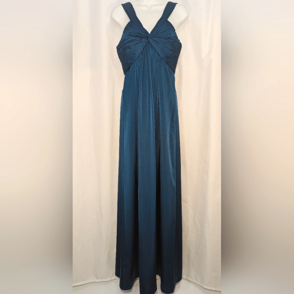BCBG MaxAzria Twisted Bodice  Formal Maxi Dress Prom Dress, Teal, Size 6